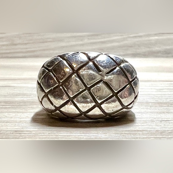 Vintage Modernist Sterling Silver Lattice Engraved Dome Ring, Size 5.75, 10g - Picture 2 of 11